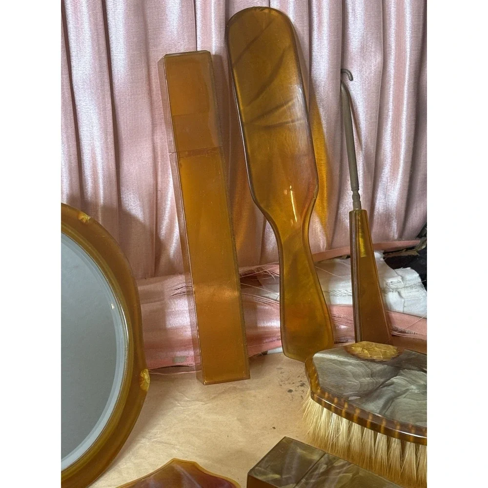 Vintage Bakelite (Tested) 8 Piece Art Deco Vanity Set 1930's with Original Case